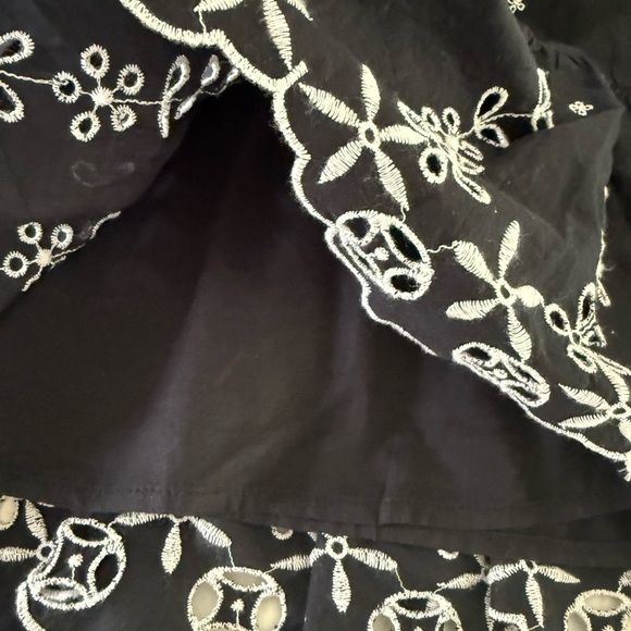 EUC Abercrombie & fitch Kids/teen black and white Dress- Sz 15/16 - Picture 6 of 6